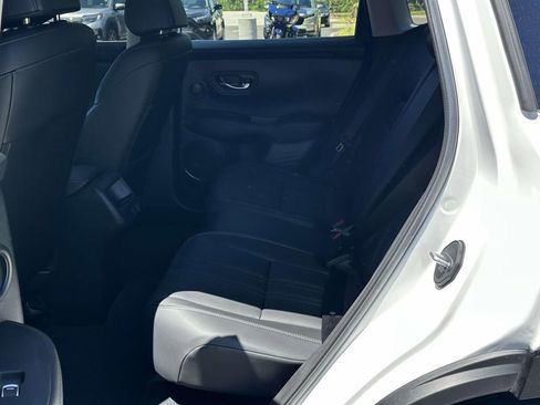 Certified 2026 Honda HR-V EX-L image 10