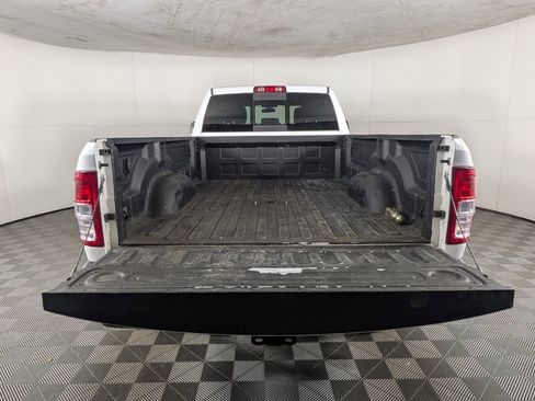 Used 2022 RAM 3500 Tradesman image 9