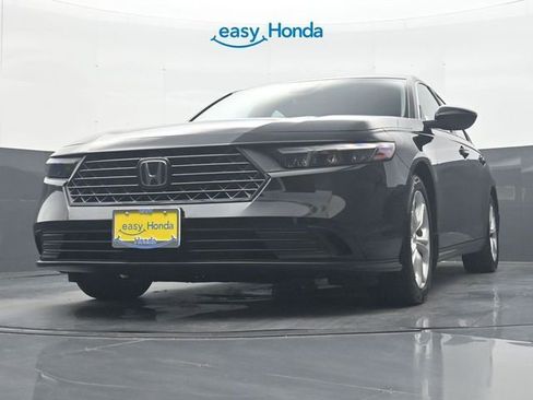 Used 2023 Honda Accord LX image 29