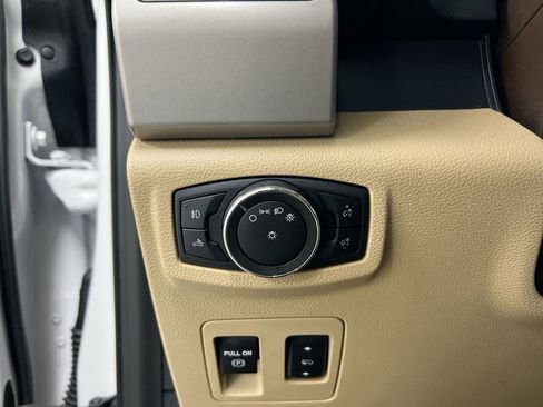 Used 2020 Ford F150 Lariat w/ Equipment Group 501A Mid AWD/4WD image 18