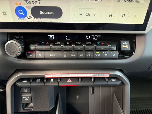 New 2026 Toyota Tundra Platinum image 30