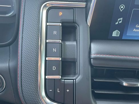 Used 2024 Chevrolet Tahoe RST w/ Luxury Package AWD/4WD image 30