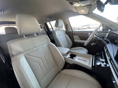 Used 2024 Hyundai Santa Fe SEL image 36