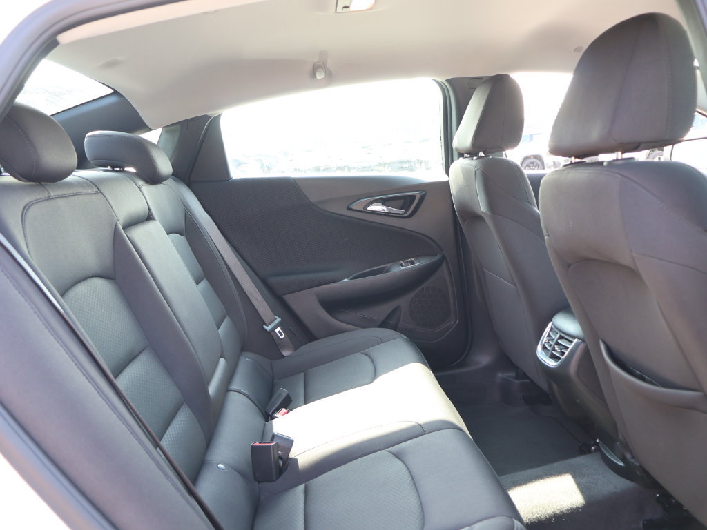 Used 2024 Chevrolet Malibu LT FWD image 12