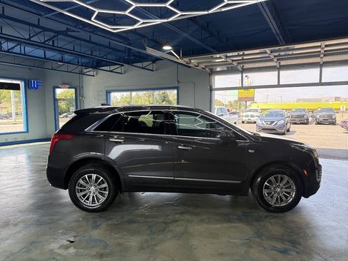 Used 2019 Cadillac XT5 Luxury AWD/4WD image 9