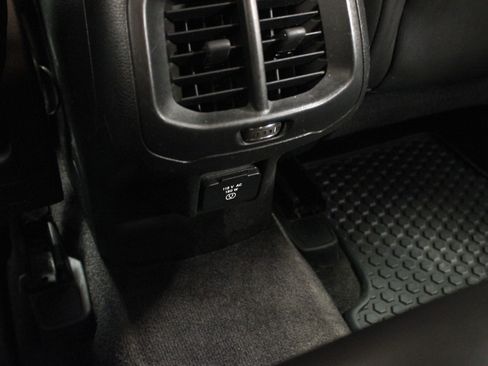 Used 2018 Jeep Cherokee Trailhawk w/ Comfort/Convenience Group image 17