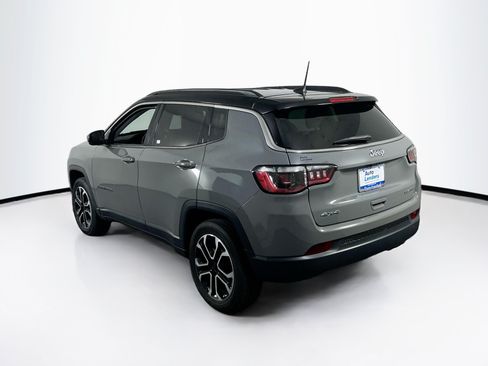 Used 2022 Jeep Compass Limited AWD/4WD image 7