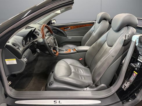 Used 2005 Mercedes-Benz SL 500 image 10