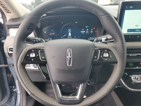 New 2026 Lincoln Corsair Premiere image 16