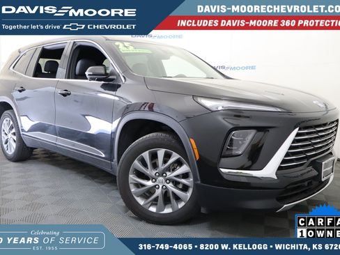 Used 2025 Buick Enclave Preferred image 1