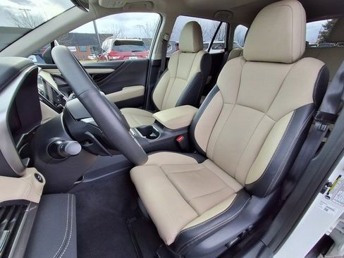 Certified 2025 Subaru Outback Limited image 24