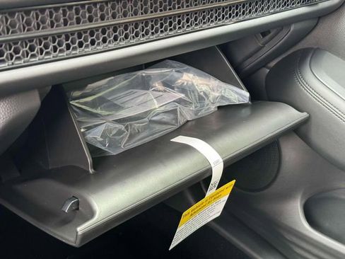 New 2026 Honda HR-V LX image 12