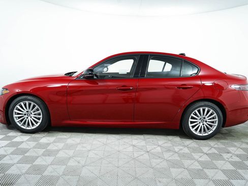 New 2024 Alfa Romeo Giulia Sprint image 5
