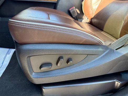 Used 2019 Chevrolet Silverado 3500 High Country w/ Duramax Plus Package image 12