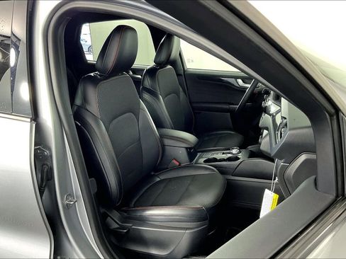 Used 2023 Ford Escape ST-Line image 10