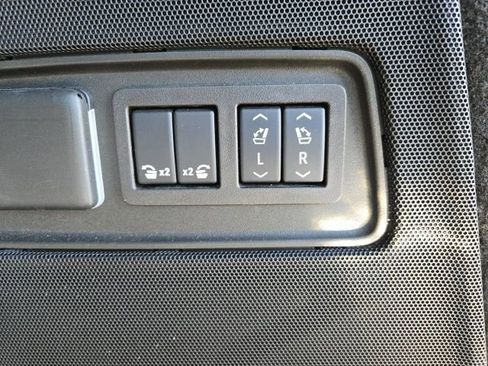 Used 2024 Cadillac Escalade ESV Luxury w/ LPO, Floor Liner Package image 20