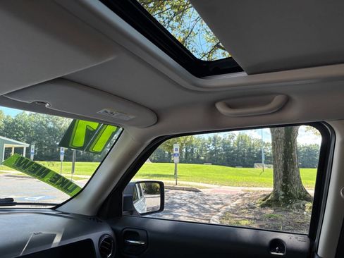 Used 2017 Jeep Patriot High Altitude image 22