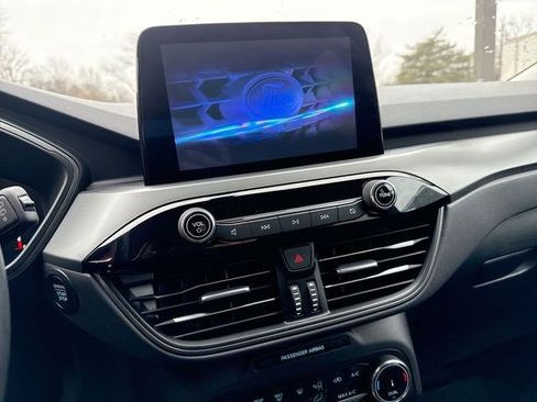 Used 2023 Ford Escape Active image 11