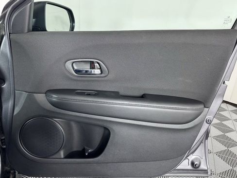 Used 2020 Honda HR-V Sport image 30