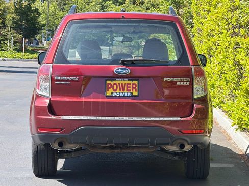 Used 2012 Subaru Forester 2.5X w/ Alloy Wheel Pkg AWD/4WD image 5