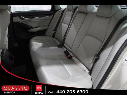Used 2019 Honda Accord LX image 16