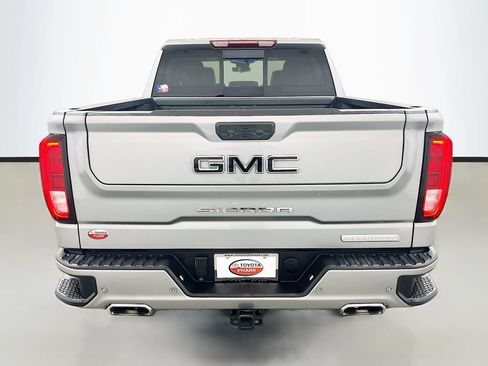 Used 2024 GMC Sierra 1500 Elevation w/ Elevation Premium Package AWD/4WD image 5