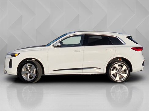 Used 2025 Audi Q5 2.0T Premium Plus image 4