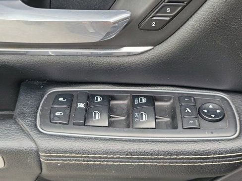 Used 2019 RAM 1500 Laramie w/ Off Road Group image 29