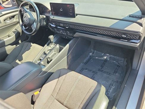 Used 2023 Honda Accord Sport image 17