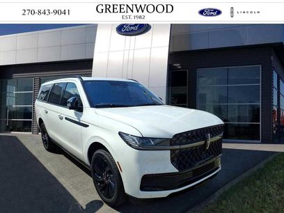 New 2025 Lincoln Navigator L Reserve w/ Jet Appearance Package