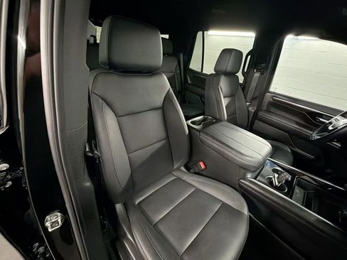 Certified 2025 Chevrolet Tahoe Z71 w/ Comfort Package AWD/4WD image 28