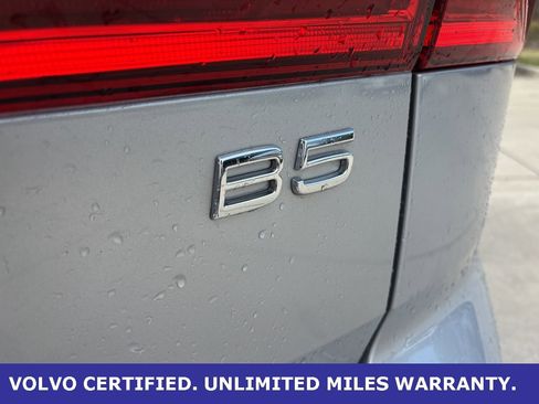 Certified 2023 Volvo XC60 B5 Plus w/ Protection Package Premier image 9