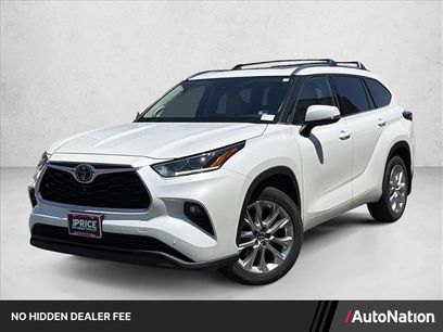 Used 2022 Toyota Highlander Limited