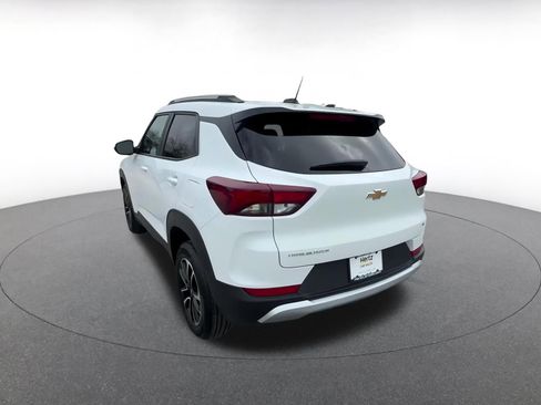 Used 2025 Chevrolet TrailBlazer LT image 11