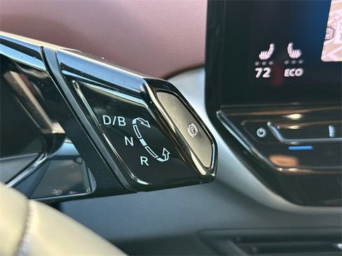 Certified 2022 Volkswagen ID.4 Pro S image 35