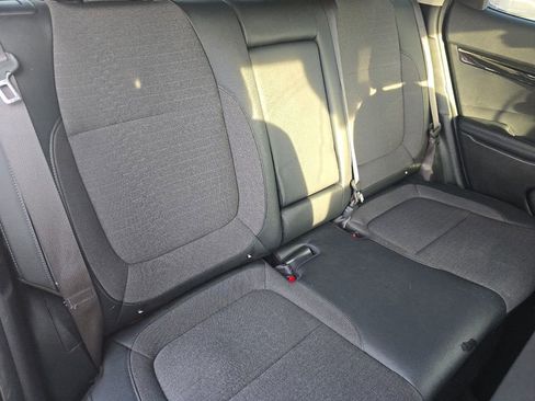 Used 2023 Kia Seltos S w/ Navigation Package image 18