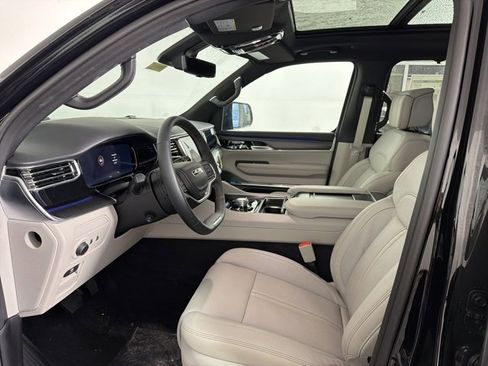 New 2026 Jeep Grand Wagoneer Summit w/ Rear Seat Video Group I image 15