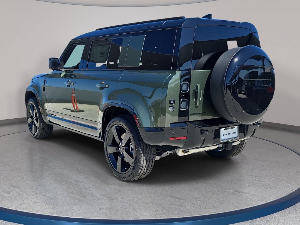 New 2026 Land Rover Defender 110 X-Dynamic SE AWD/4WD image 7