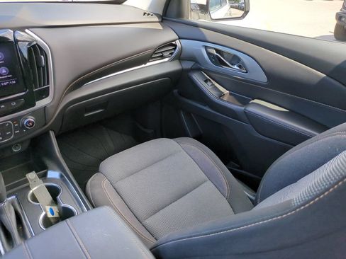 Used 2020 Chevrolet Traverse LT FWD image 17
