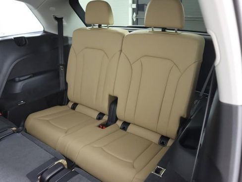 New 2026 Audi Q7 3.0T Premium Plus image 23