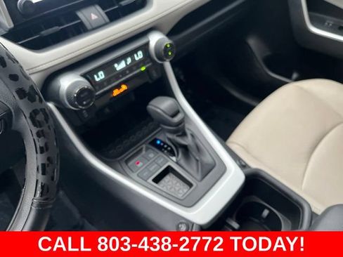 Used 2024 Toyota RAV4 XLE FWD image 27