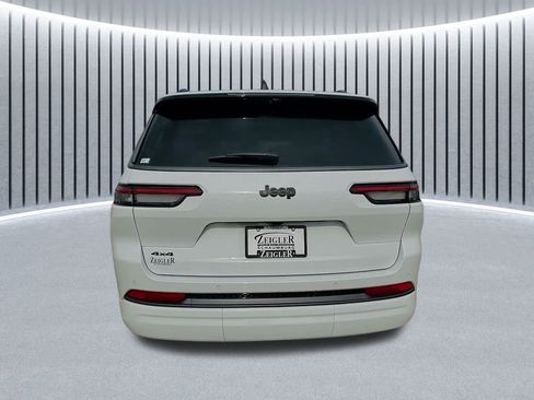 New 2026 Jeep Grand Cherokee L Limited image 9