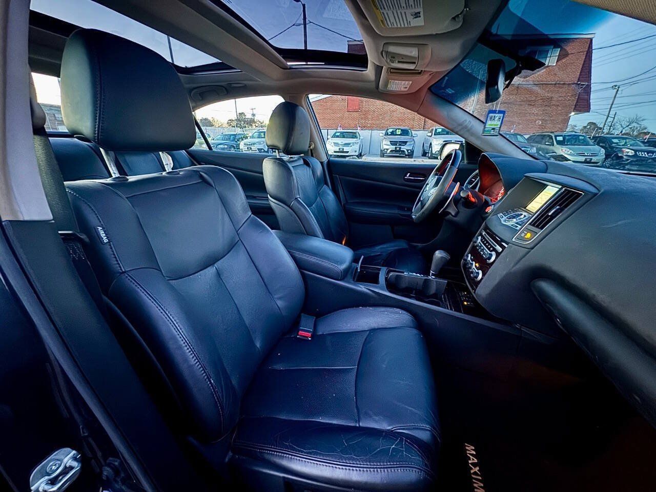 Used 2011 Nissan Maxima 3.5 SV w/ Premium Pkg FWD image 14