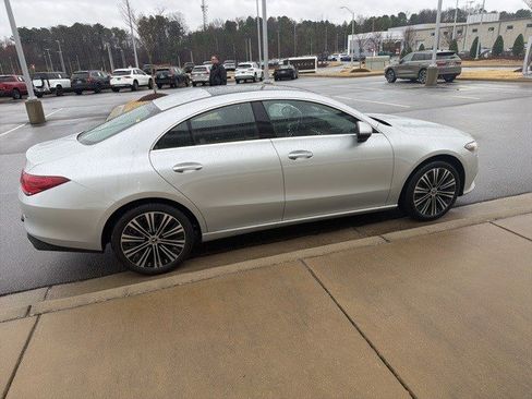 Used 2023 Mercedes-Benz CLA 250 4MATIC w/ Premium Package image 19