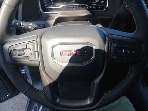 Used 2025 GMC Sierra 2500 AT4 w/ AT4 Premium Plus Package AWD/4WD image 50