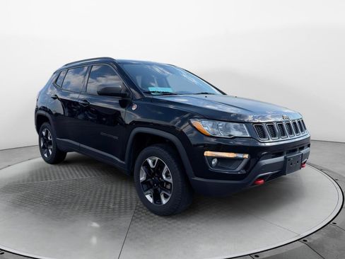 Used 2018 Jeep Compass Trailhawk w/ Cold Weather Group AWD/4WD image 4