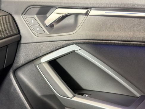 Used 2025 Audi Q3 2.0T Premium Plus w/ Premium Plus Package image 26