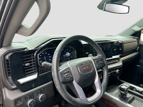 Used 2023 GMC Sierra 1500 SLT image 12