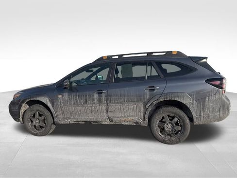 Used 2022 Subaru Outback Wilderness image 7