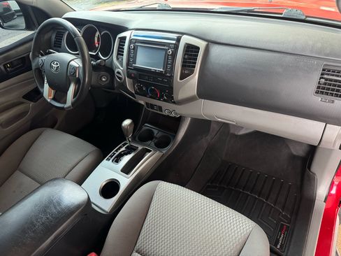 Used 2014 Toyota Tacoma 4x4 Double Cab image 19